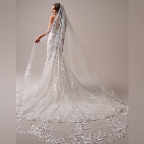 Mai Hammad Bridal Cathedral Vail - Picture 1 of 6